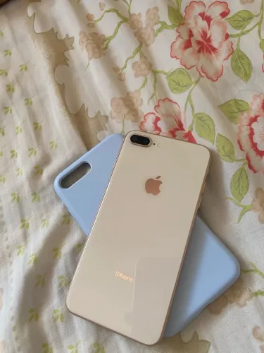Vendo iPhone 8 Plus 