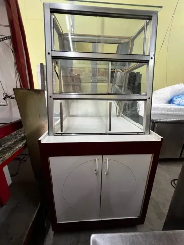 Vitrine expositora - armário porta de vidro