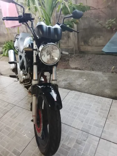 Troco em carro palio uno gol preferência em dia porque a moto ta em dia