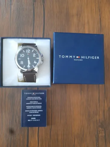 Vendo Relógio Tommy Watches