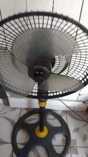Vendo Ventilador Ventisol de coluna em ótimas condições