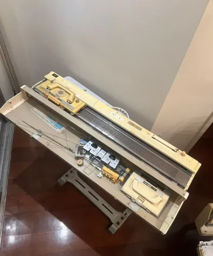 maquina de tricor em perfeito estado de uso
