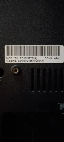 TV semp 32" (defeito) Retirada Metrô Arco verde 