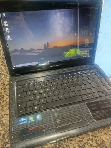 Notebook core i3. 1000gb hd. Top.