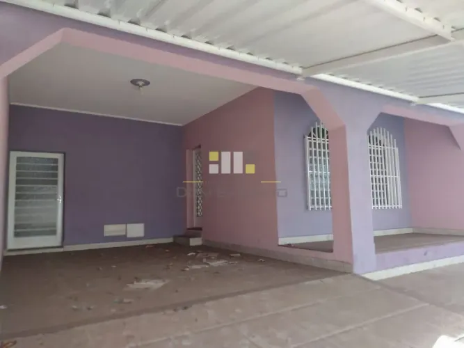 Casa com 3 dormitórios para locação no Centro de Sumaré/SP
