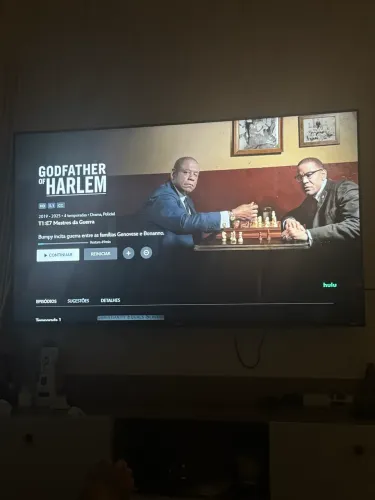 Tv Smart AOC 4k 50 polegadas - completa com NF e garantia até julho 