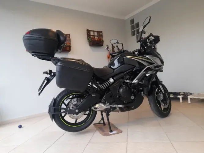 Kawasaki - Versys 650cc - ABS - Com acessórios - 2019