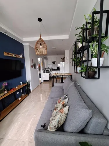 Casa de condomínio no Jardim Penha com 65m² e 1 vaga