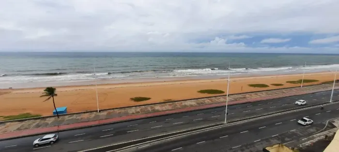 Excelente cobertura 3/4, sendo 2 suítes, piscina privativa , Vista mar, 2 vagas , Armação,