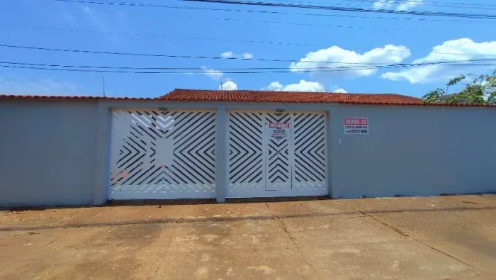 Imóvel residencial a venda - Av. Brasília, Bairro São João Bosco, Centro.