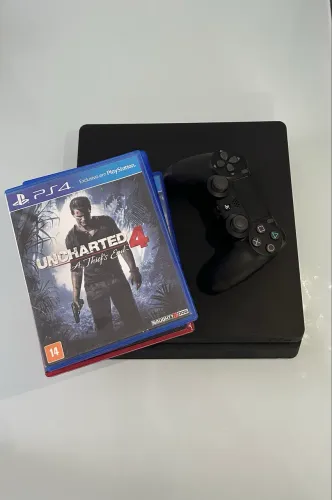 PlayStation 4 slim