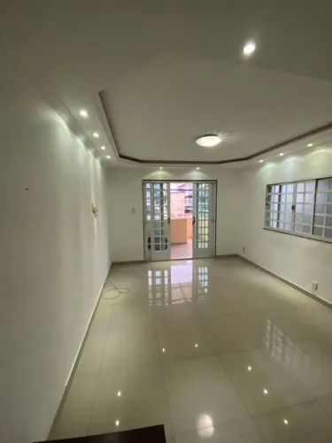 CASA PARA ALUGAR - 2 QUARTOS | SUÍTE | TERRAÇO COM CHURRASQUEIRA<br>
