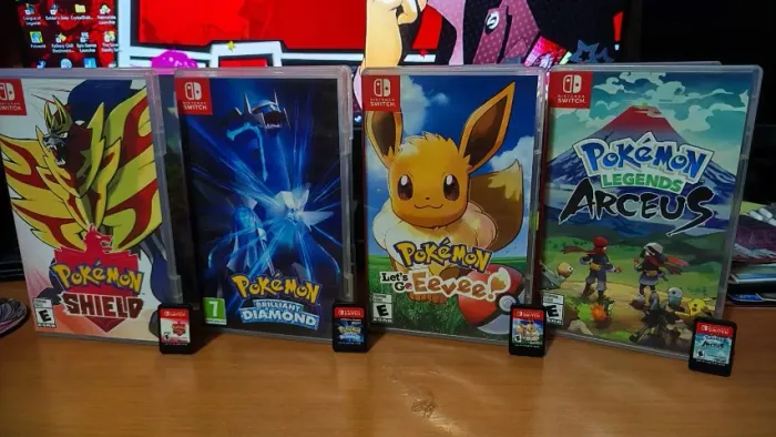 Jogos Pokémon Nintendo Switch (Mídia Física Original) - Venda Individual