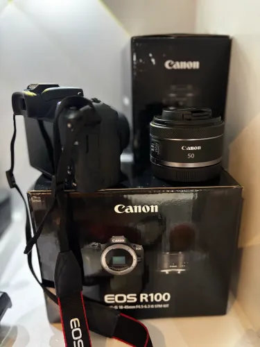 Canon EOS R100 + Lente 18-45mm + Lente Canon 50mm f/1.8