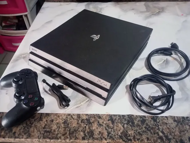 PlayStation 4 PRO 1 TB