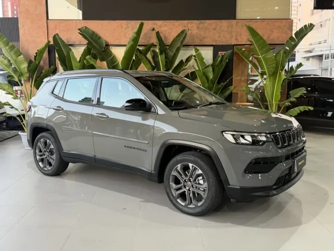Jeep Compass Longitude Night Eagle 1.3 Flex 2025