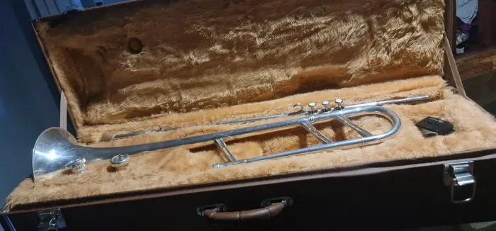 Trombone em si bemol relíquia 