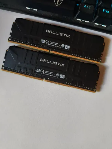 Memória DDR4 2x4gb 2400Mhz Crucial Ballistix