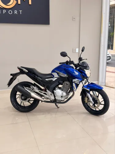 CB Twister 250 CBS
