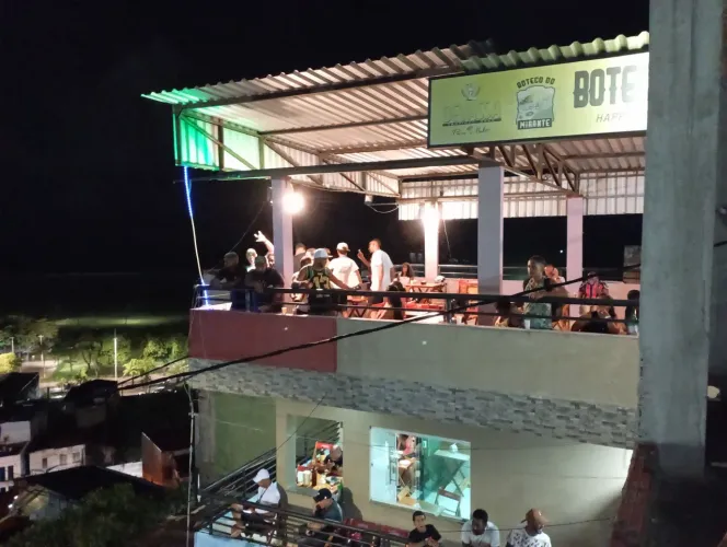 PONTO COMERCIAL - CENTRO DE ILHÉUS | VISTA MAR AGUA e ENERGIA JÁ INCLUSOS NO VALOR