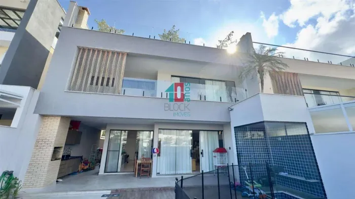 Recreio dos Bandeirantes | Casa de Condomínio 4 quartos, sendo 4 suites