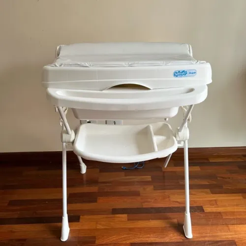 Banheira com trocador burigotto