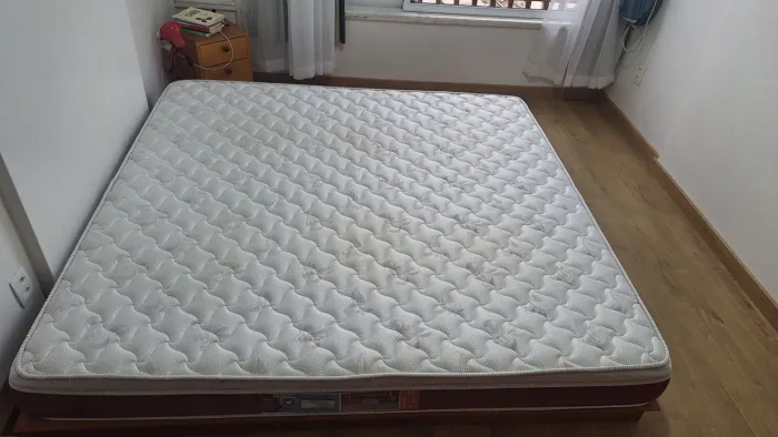 Colchão King Size D45 Castor em ótimo estado