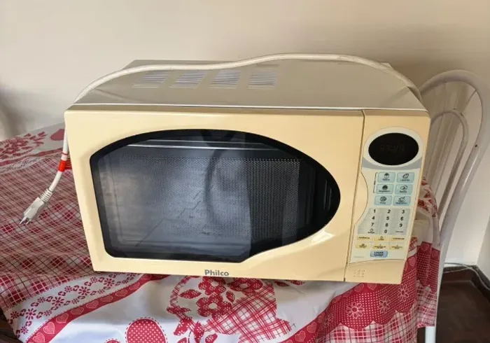 Micro-ondas usado com defeito