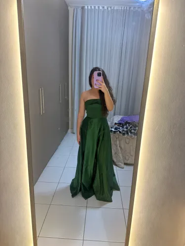 VESTIDO VERDE PARA FESTA TECIDO ACETINADO