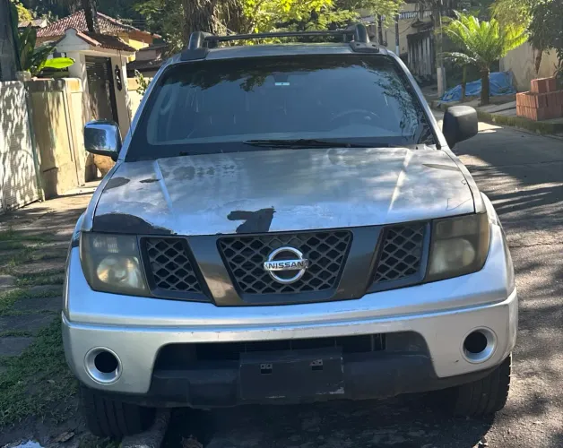 Nissan Frontier LE CD 4X4 2.5 TB Diesel Mec. 2009