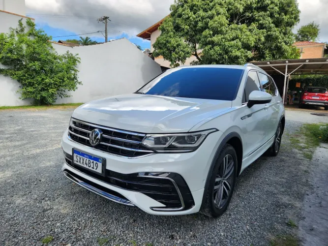 Volkswagen Tiguan Allspac R-line 300 TSI 2.0 2025