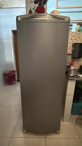 Geladeira cônsul precisa trocar o gás