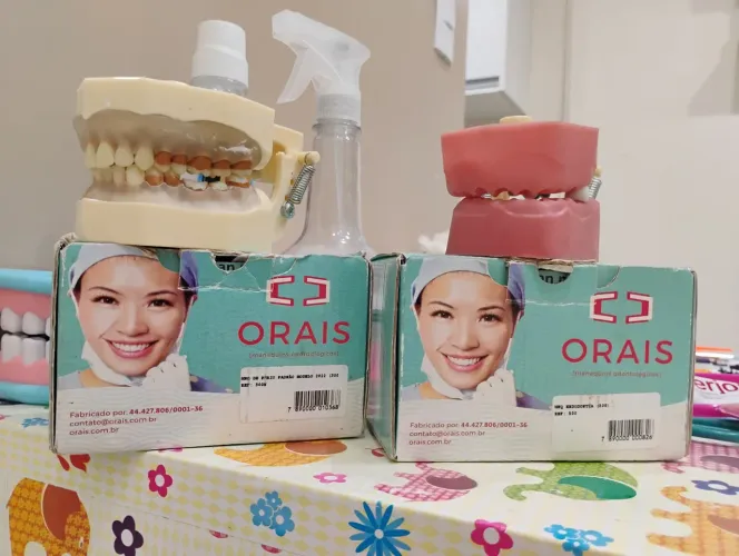 Vende manequim de dentistica e Endo
