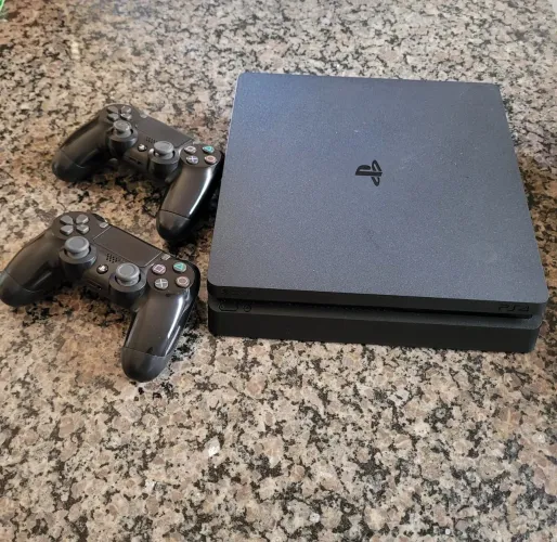 Venda Ps4 Slim 1 TB