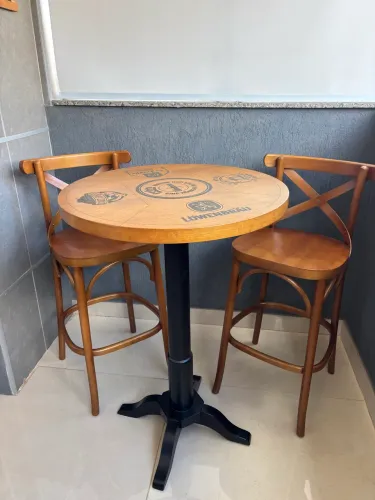 Conjunto Mesa Bistrô de madeira maciça 