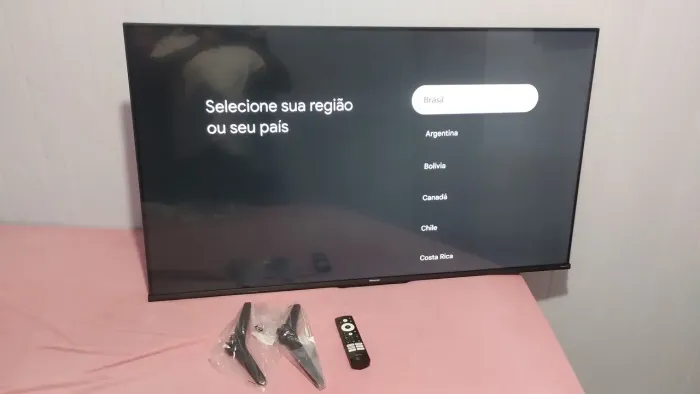TV Hisense 50" QLED 4K 50Q6N - Com Nota Fiscal - 1 Linha na Tela - R$ 1.000