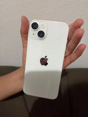 Vendo iPhone 14 com caixa semi novo