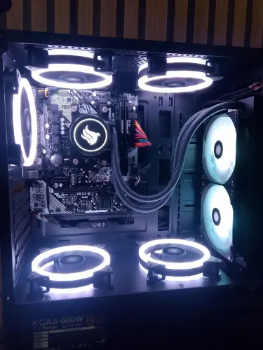 PC gamer novo troco no Xbox séries s ou no PS4 desbloqueado 