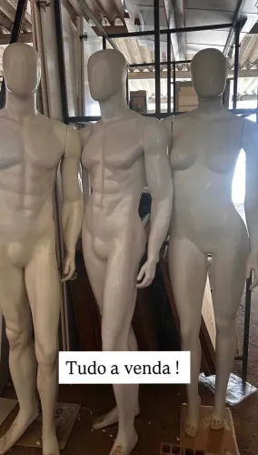 Manequins