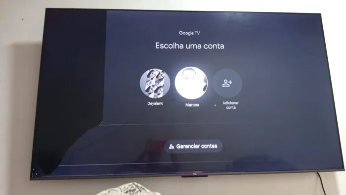Retirada de peças da tv TCL75 Polegadas