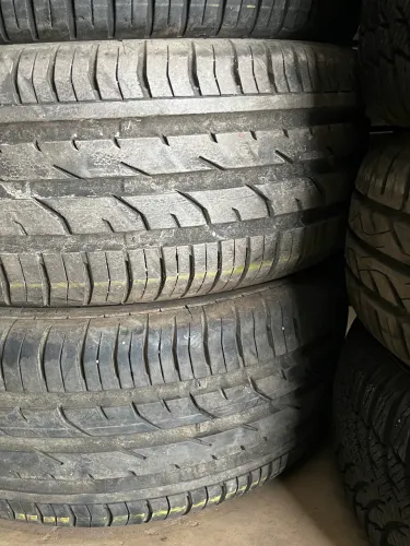 Par de pneus 16 perfil baixo 195/45 R16 semi novos ( 195/45/16 )