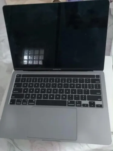 MacBook Pro 13 2020 - 8GB RAM / 256GB