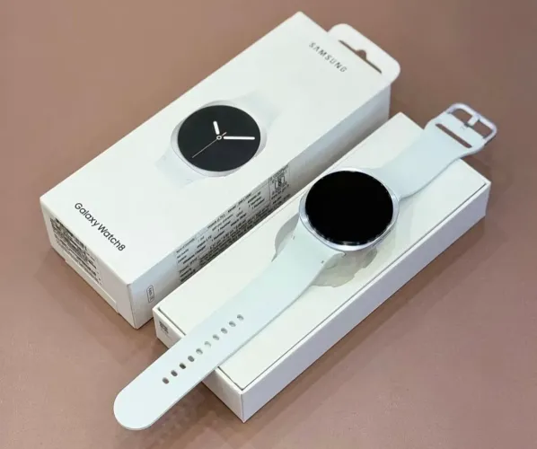 Galaxy Watch8 44mm PRATA - Novo