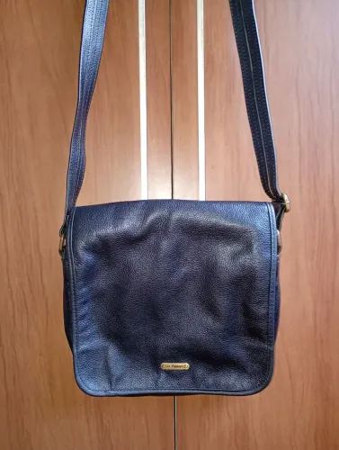 Bolsa lateral em couro legítimo 