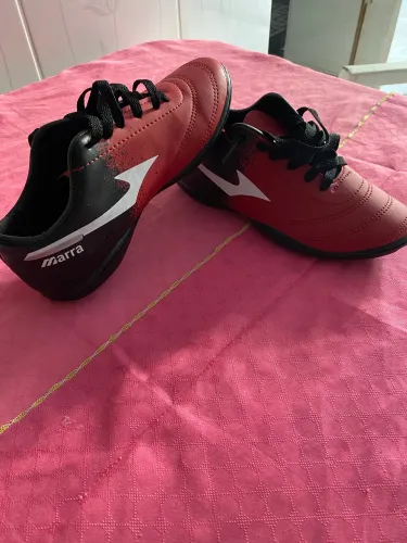 Vende-se chuteira de futsal