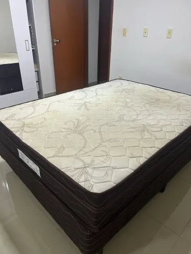 Cama Queen ( Cama+Box)