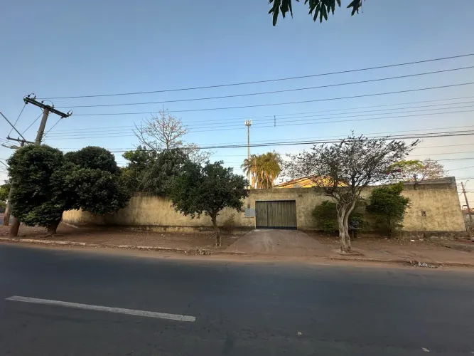 Alugo EXCELENTE Casa 450m2 - Gentil Meireles