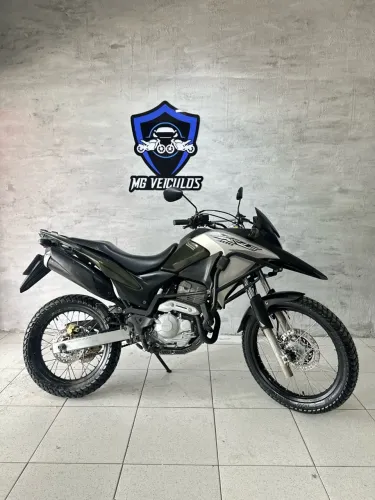 HONDA XRE 300 18/18