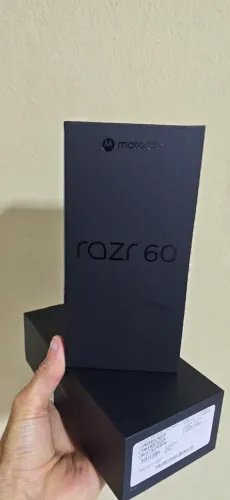 Motorola RAZR 60 titânio lacrado com nota fiscal apenas 2.450 cada... Topo da Motorola