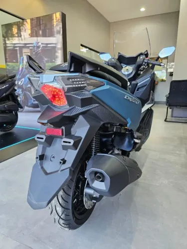 CRUISYM 300 2027 0KM - Ana